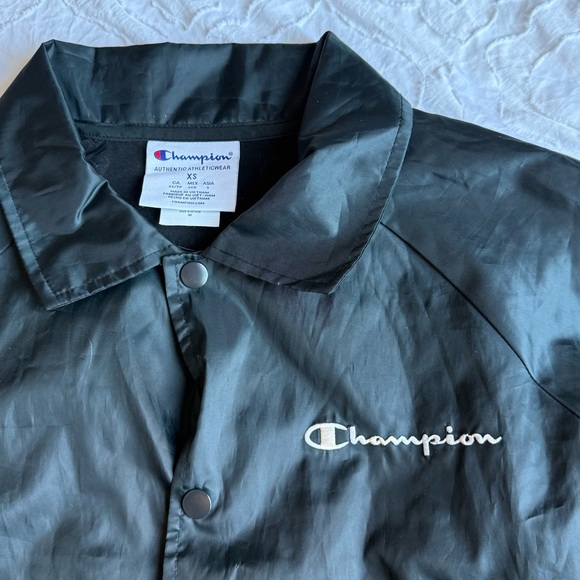 Champion Black Button Tie Waist WindBreaker Jacket - Picture 2 of 6